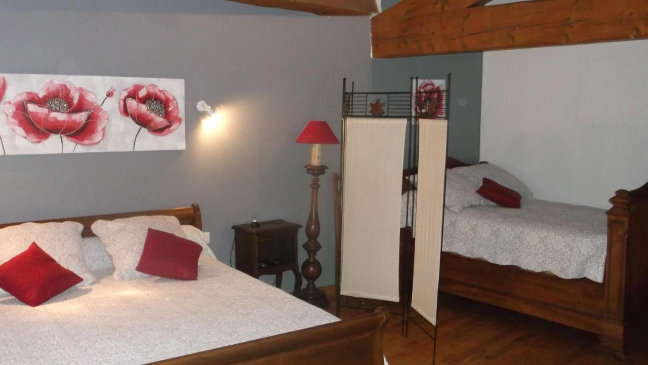 Bed and Breakfast La Grange D'Antan Cruzy Esterno foto